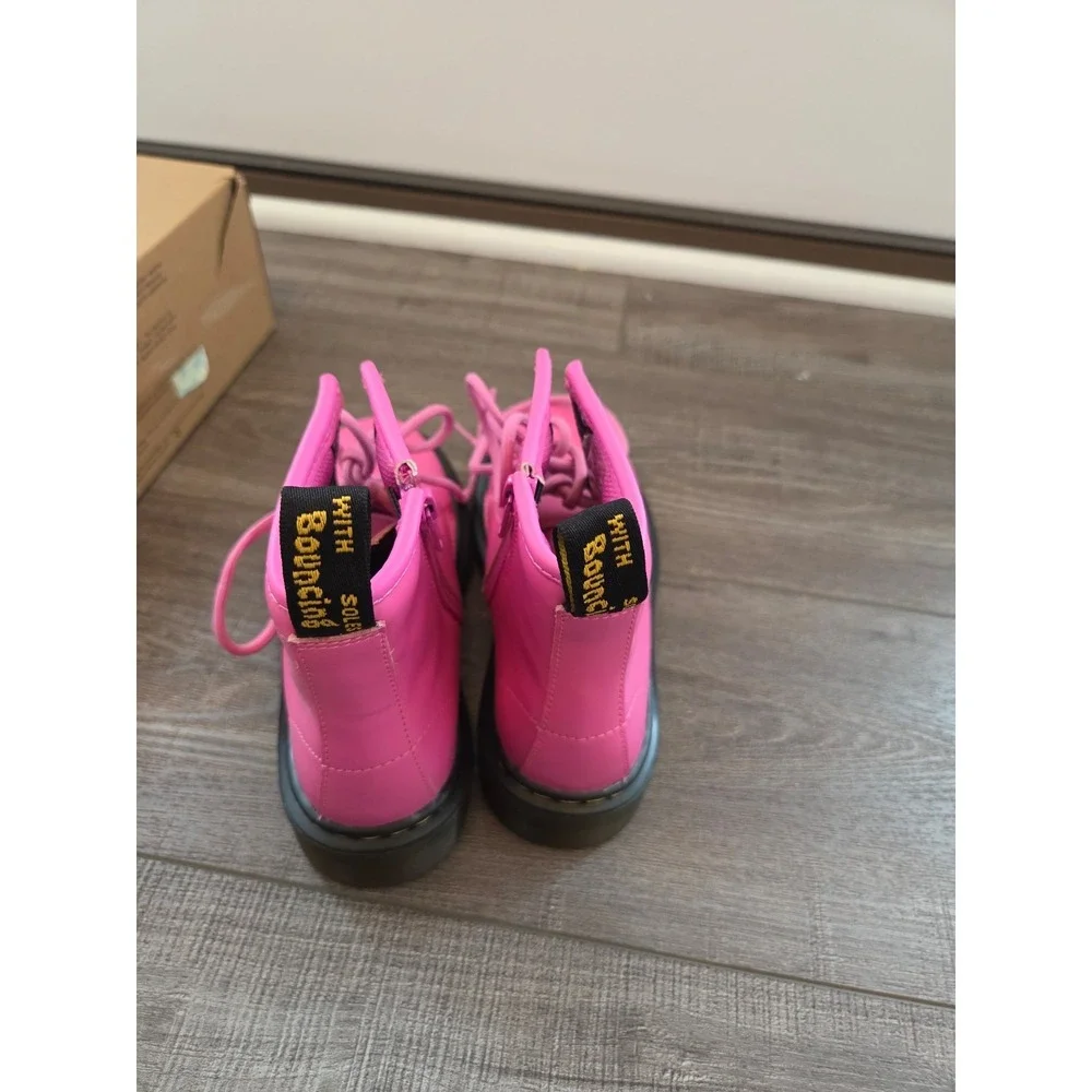 Sz 1 Little Kid  Dr. Martens Kid's Collection 1 Lace Up Fashion Boot NEW‎